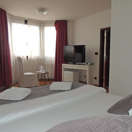 Villa Mali Raj Zagreb Ngoại thất bức ảnh