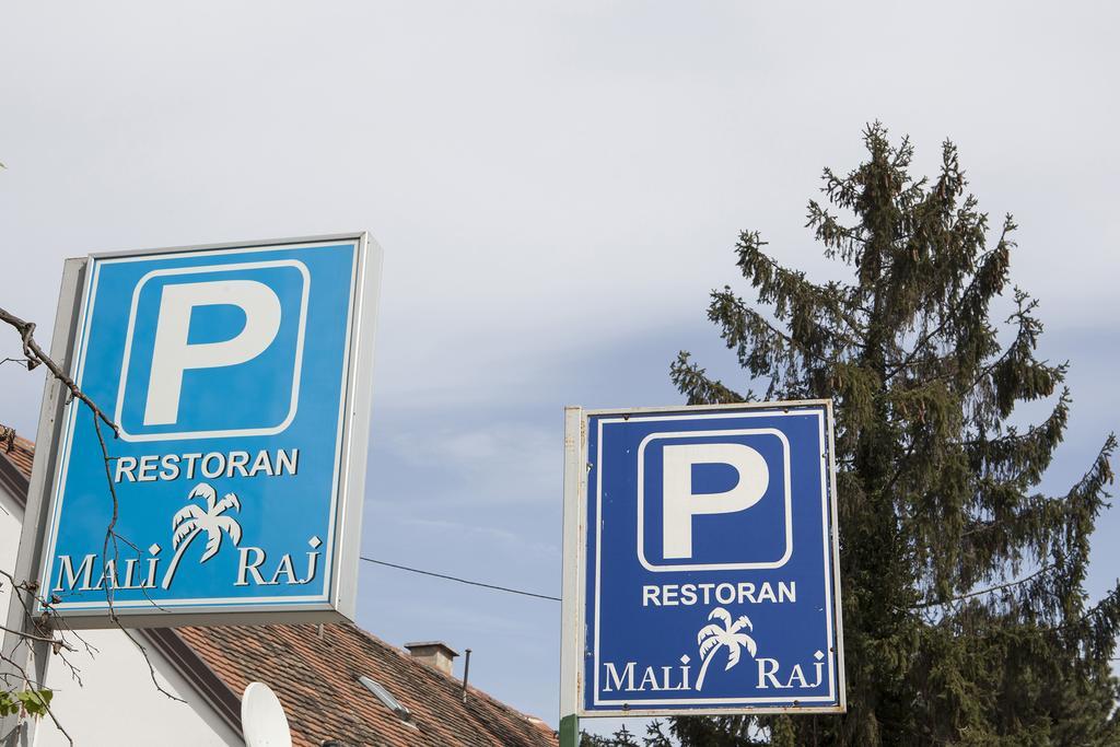 Villa Mali Raj Zagreb Ngoại thất bức ảnh