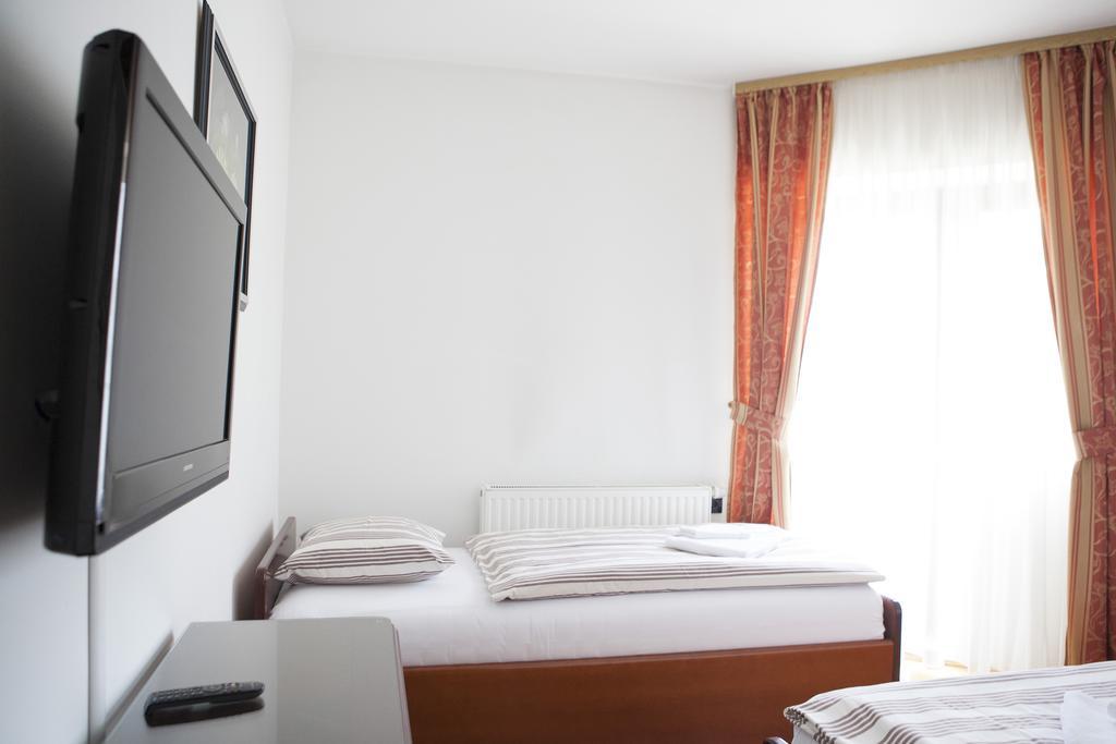 Villa Mali Raj Zagreb Ngoại thất bức ảnh