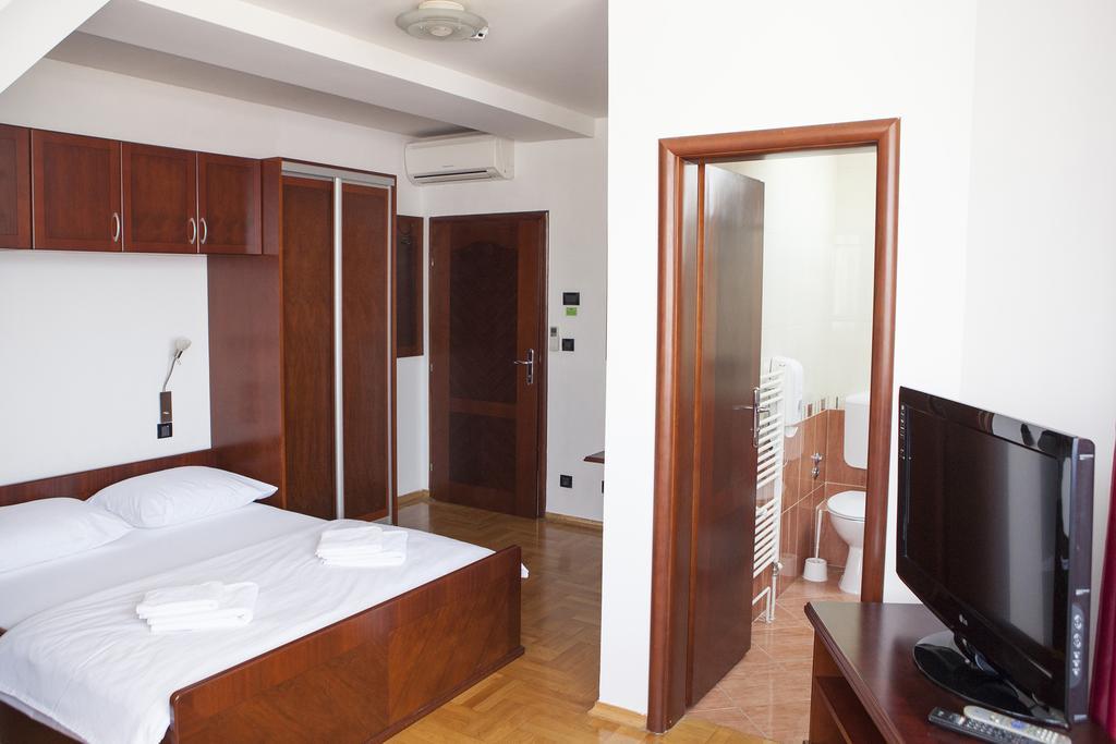 Villa Mali Raj Zagreb Ngoại thất bức ảnh