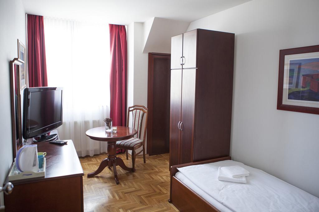 Villa Mali Raj Zagreb Ngoại thất bức ảnh