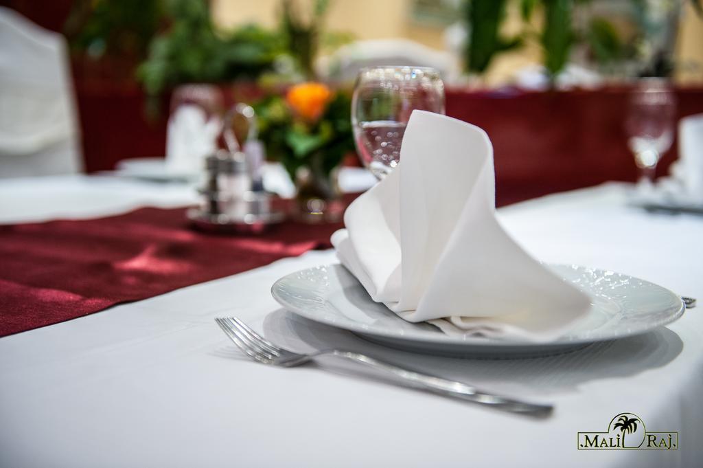 Villa Mali Raj Zagreb Ngoại thất bức ảnh